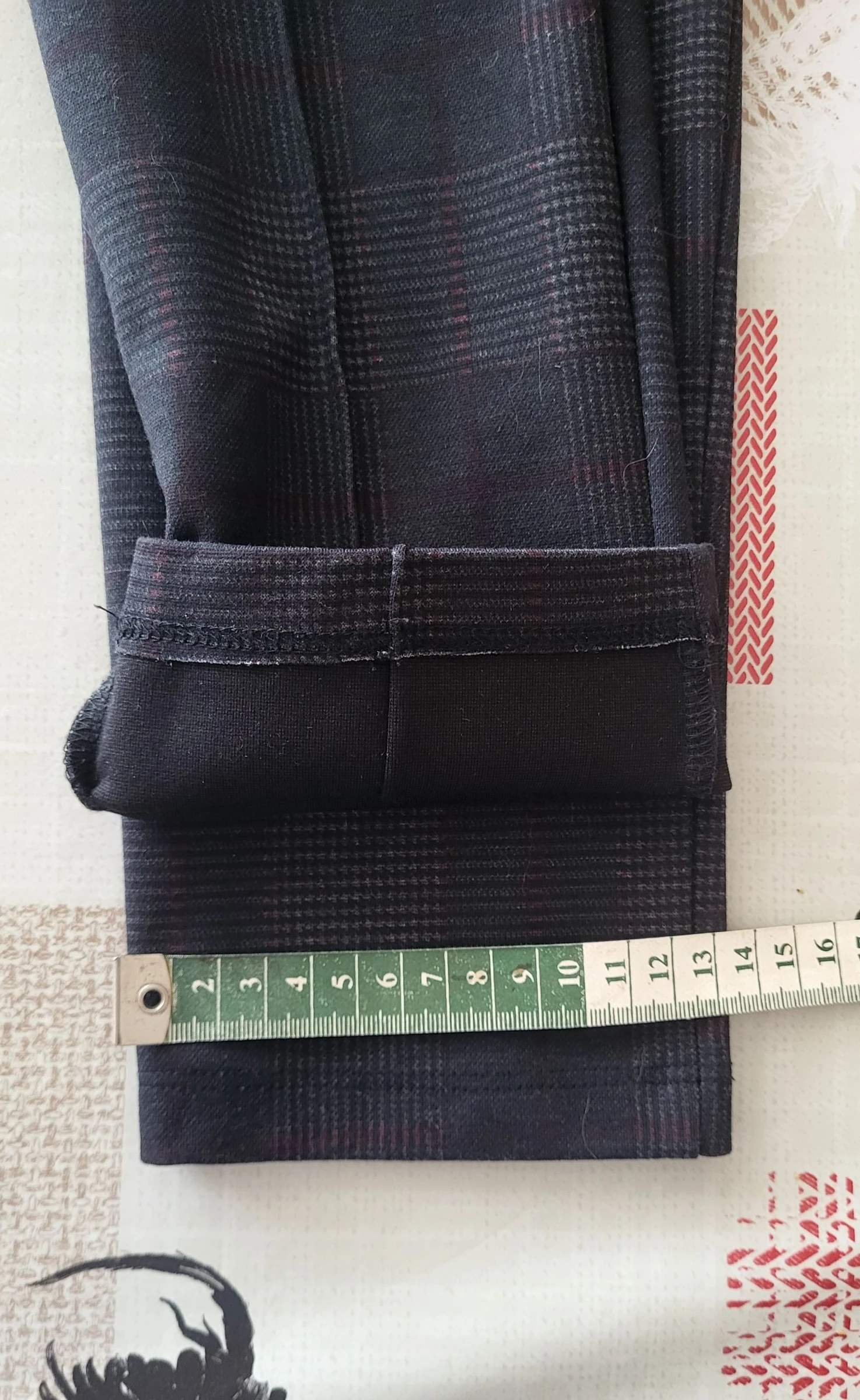 Yessica de C&A Pantalon / Legging TFr40/TL- Cinza com Quadros Escoceses -Tamanho Elástico Novo – photo 17